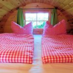 Schlaf-Fass_Bett_red-1024x768